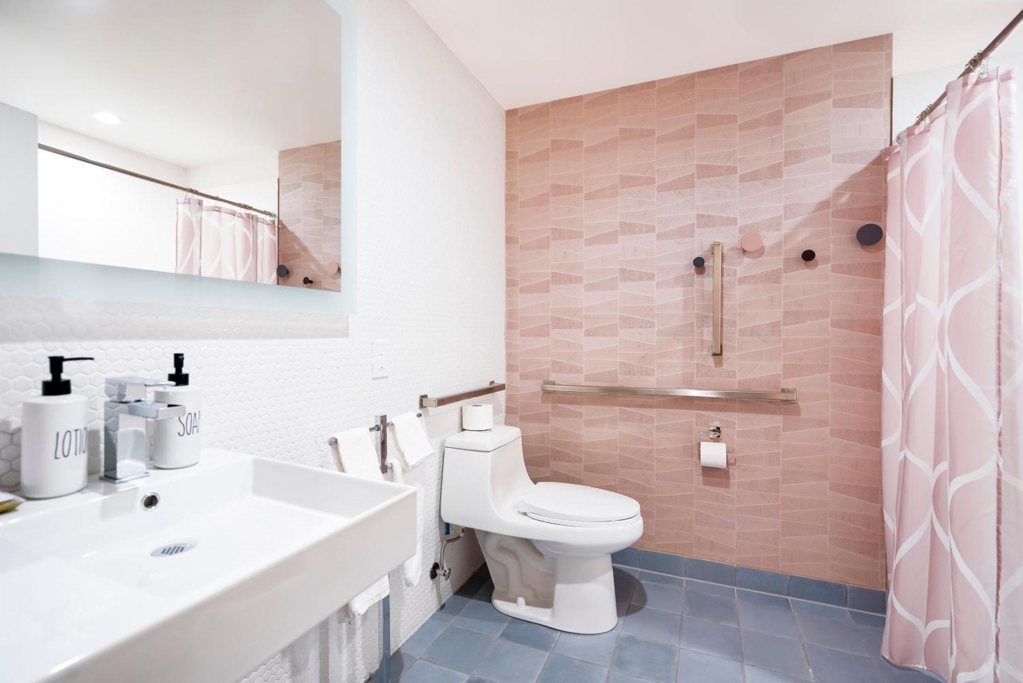 The Bentley Hotel Southampton, Part Of Jdv By Hyatt 외부 사진