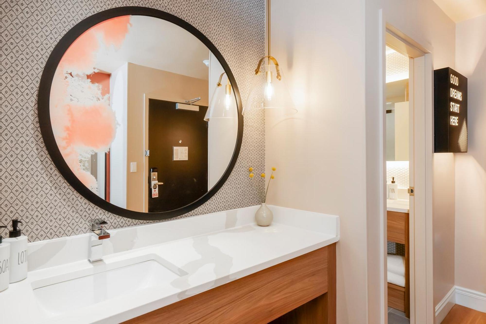 The Bentley Hotel Southampton, Part Of Jdv By Hyatt 외부 사진